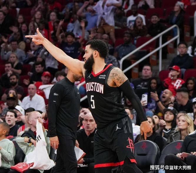 恭喜火箭队！1250万到手，却无法使用？薪资空间成绊脚石，斯通失算了